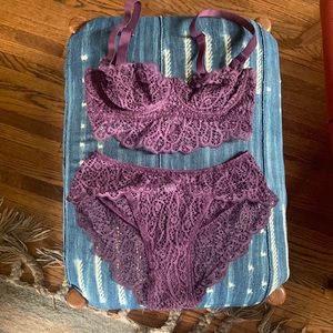 Else lace bra and panty set